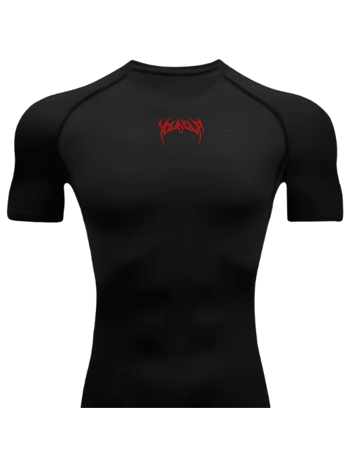 camiseta de compresión color negro con diseño en el centro